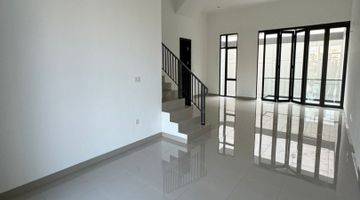 Gambar 1 Cash / Kpr - Rumah Baru Pik2 250m2 (10x25)