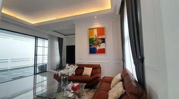 Gambar 2 Dijual Rumah Mewah American Classic Ada Private Pool di Kebayoran Residence Bintaro. Viviefb