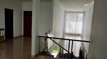 Gambar 5 Dijual Rumah Cantik Di Taman Telaga Golf, Bsd