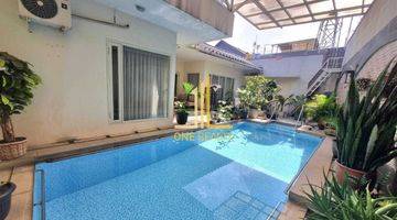 Gambar 1 Rumah Lux With Swimming Pool Turangga, Bandung