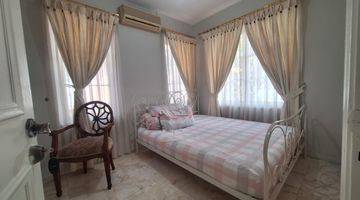 Gambar 3 Rumah 2 Lantai Bagus Furnished di Taman Mediteranean Lippo Karawaci, Tangerang