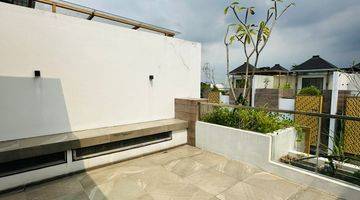 Gambar 2 Rumah di Puri 11, Metland Puri, Uk 7x12,5, 3 Lantai, Unfurnished.