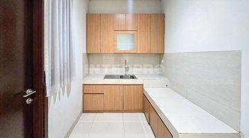 Gambar 1 Rumah 2 Lantai The Eminent Cluster Precia Bsd City Lt 8x15m