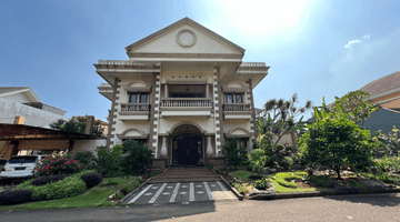 Gambar 1 Rumah Mewah 2 Lantai Hadap Mall Full Furnished Grand Wisata