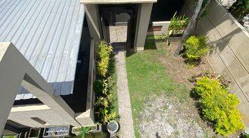 Gambar 3 FOR RENT RUMAH SEMI VILLA WITH GARDEN BERLOKASI STRATEGIS DI RENON