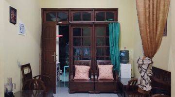 ruang tamu rumah second terawat harga masih