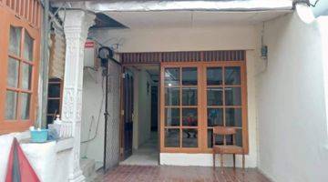 Gambar 5 Rumah Tinggal + Kos Kos An Daerah Kebon Jeruk