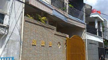 tampak depan rumah bagus  siap huni 2