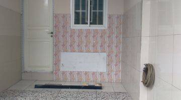 garasi/carport rumah bagus  siap huni 2