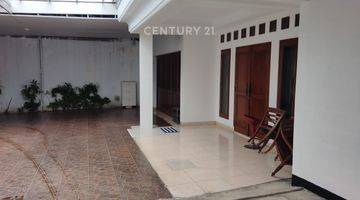 Gambar 1 Dijual Rumah Luas Harga Terjangkau Di Mampang Prapatan IW13270