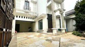 Gambar 5 Dijual Rumah Mewah Condet, Kramat Jati. Private Pool.