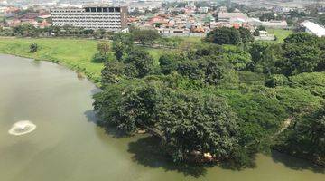 Gambar 4 Apartemen trivium terrace tower south lantai 1526 hadap danau Bagus Sekali