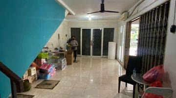 Gambar 3 Dijual Ruko Area Ramai di Pasar Modern Bintaro