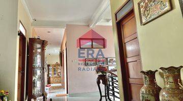 Gambar 5 Rumah 2 Lantai Bagus Semi Furnished SHM di Komplek Telaga Golf, Depok