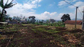 Gambar 1 Tanah di Jalan Cibinong
 Desa Ciburial Cibogo 
Lembang 
Kab Bandung Barat, Bandung Barat