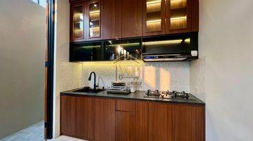 Gambar 1 Rumah 2 Lantai, Full Furnished Di Purwomartani, Kalasan