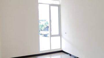 Gambar 3 Rumah Baru SHM Tki 5 Bandung Harga Nego 