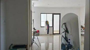 Gambar 4 Dijual Cepat Murah! Rumah Siap Huni 2 Lantai 8x18 Di Casa Jardin