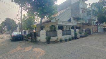 Gambar 2 Rumah Hoek 2 Lantai Layak Huni Semi Furnished Luas Tanah 244m SHM di Kayu Mas Pulo Gadung, Jakarta Timur