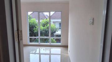 Gambar 4 Dijual Rumah Elegant Latigo Gading Serpong Tangerang 

