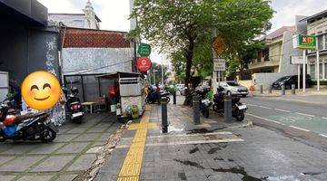 Gambar 4 Rumah Di Pinggir Jalan Area Komersil Cocok  Usaha Kebayoran Baru