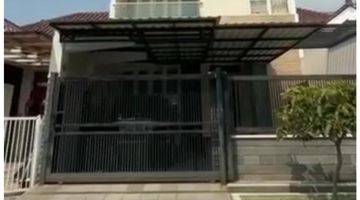 Gambar 1 2 Lantai Minimalis Rumah Purimas, Surabaya 