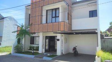 Gambar 2 Rumah Modern 2 Lantai Siap Huni, Furnish Dekat Ring Road Selatan