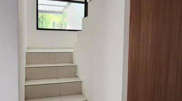 Gambar 5 Rumah Dijual Cantik Modern di Kota Baru Parahyangan