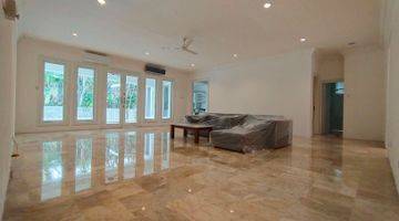 Gambar 4 Rumah Bagus Furnished Di Cipete