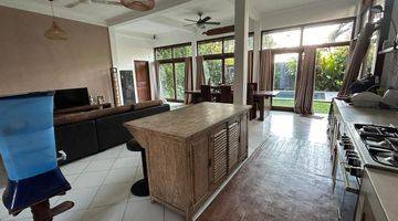 Gambar 5 Villa With Garden In Canggu Area Close To Berawa Beach Bali