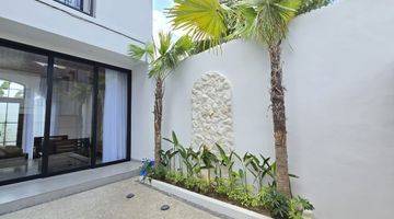 Gambar 2 New Modern Style 3br Villa Located At Canggu Padonan Bali