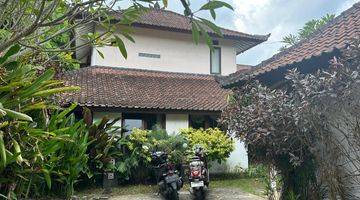 Gambar 2 Villa With Garden In Canggu Area Close To Berawa Beach Bali