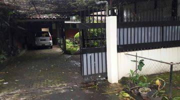 Gambar 1 Rumah Huni Dago Bagus Dan Indah Dengan Banyak Tanaman