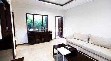 Gambar 3 RUMAH MODERN MINIMALIS FURNISHED ONE GATE SYSTEM AREA  ROYAL GARDEN RESIDENCE  NUSA DUA