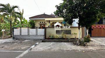 Gambar 1 Rumah Bonus Tanah Dijual Di Solo Colomadu