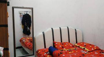 kamar tidur rumah bagus shm di perumahan