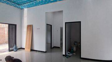 Gambar 2 Rumah Baru Unfurnished SHM di Tlogomulyo Pedurungan, Semarang