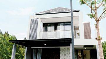 Gambar 1 Rumah 2 Lantai Baru Furnished SHM di Hilago Bsb City, Semarang