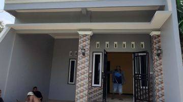 Gambar 1 Rumah 2 Lantai Baru SHM Free Pagar dan Kanopi di Semarang timur