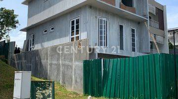 Gambar 1 Rumah 2 Lantai Dengan Basement Di Cluster Cendana Rancamaya Bogor