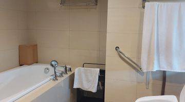 Gambar 5 Kensington Apartment Belmont, Private Lift, 149m2, Furnished