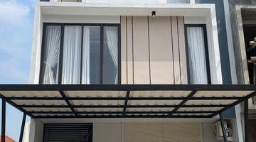 Gambar 1 Townhouse Exlusive Modern Minimalis di Pejaten Pinggir Jalan Raya