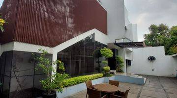 Gambar 1 Luxoriuos House Private Pool Tebet Jaksel, Akses Jalan Besar