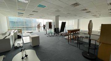 Gambar 1 Available Office Space Semi Furnish 240m2 Talavera, Jakarta Selatan