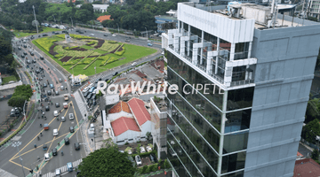 Gambar 2 Gedung 11 Lantai Area Ring 1 Menteng Dekat Tugu Tani