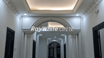 Gambar 3 Harga Spesial Full Renovated Menteng Area Rumah Mewah Siap Huni