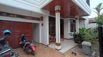 Gambar 2 Dijual Rumah Dekat Margacinta Park Siap Huni Furnished