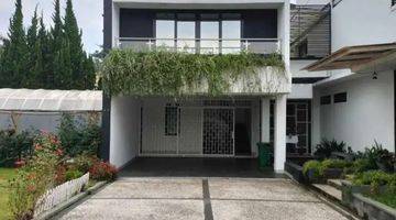 Gambar 2 Rumah Villa Lux Full Furnised Setiabudi Bandung Utara 