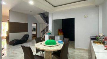 Gambar 3 Dijual Rumah 2 Lantai Kezia Residence 