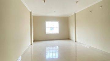 Gambar 2  di Green Lake City Ruko 286 m² SHM - Sertifikat Hak Milik